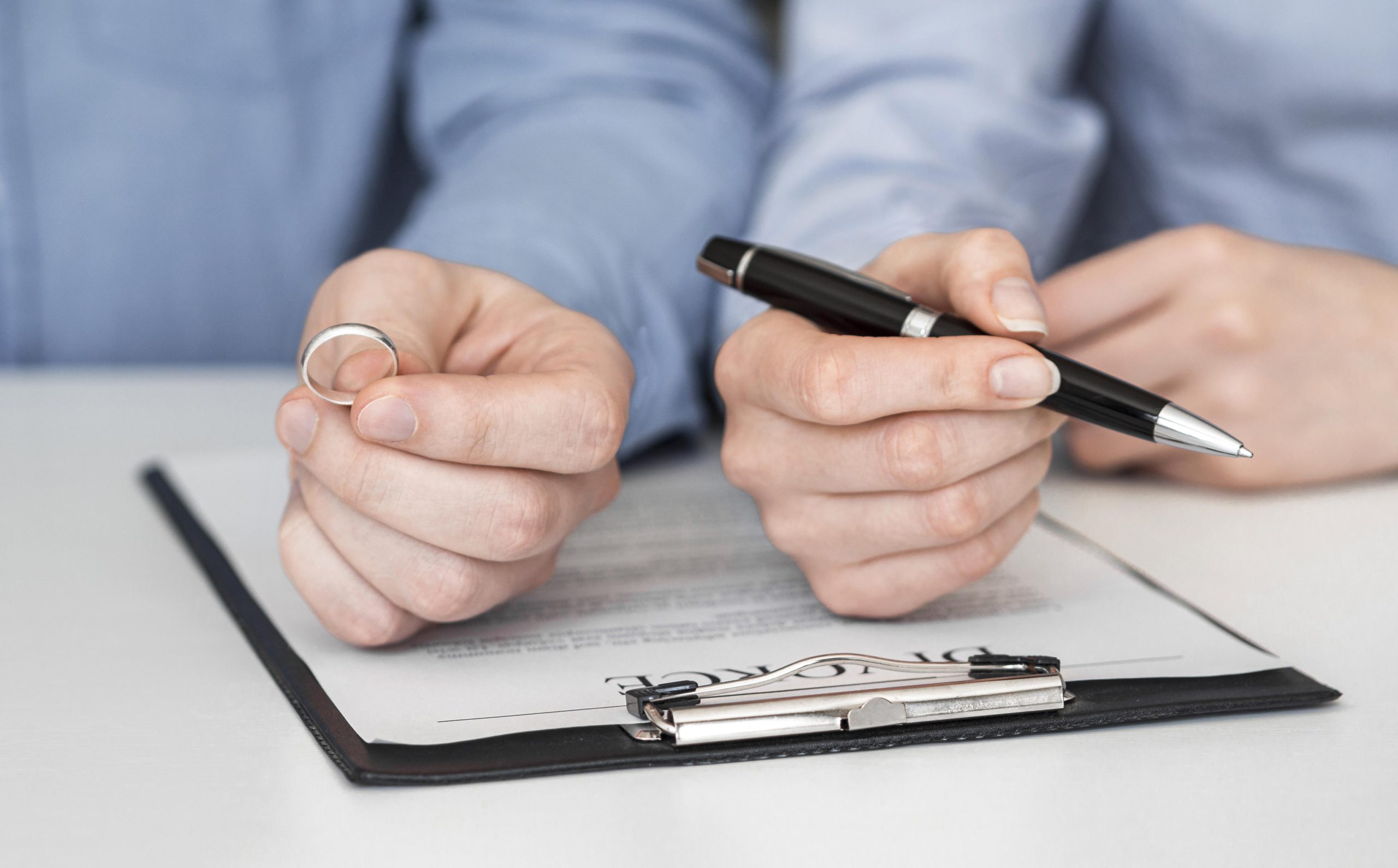 Bingung Mengurus Surat Perceraian, 3 Solusi Ini Bisa Anda Gunakan!