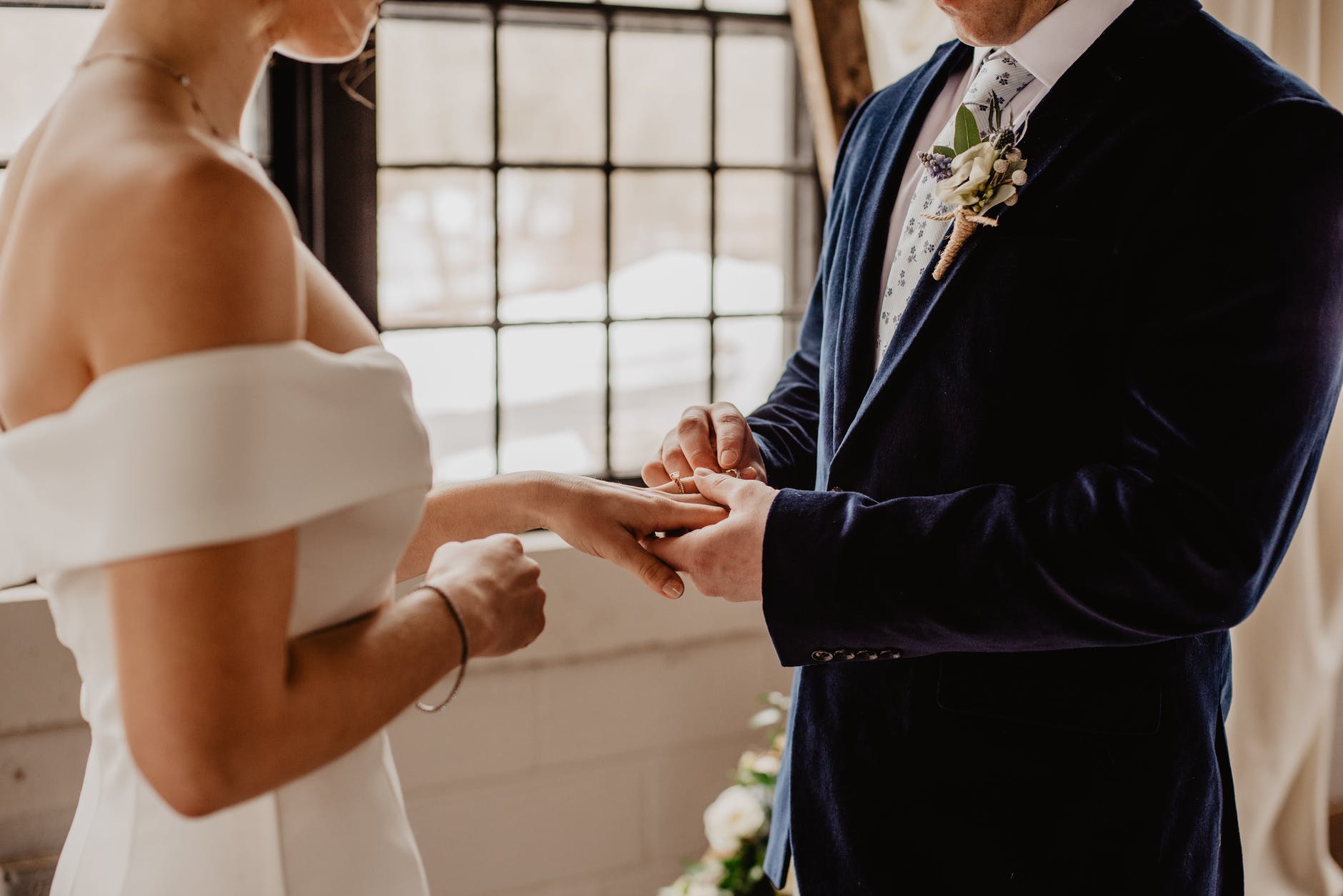 Hukum Nikah Siri Bagi Suami Beristri Beserta Penjelasannya