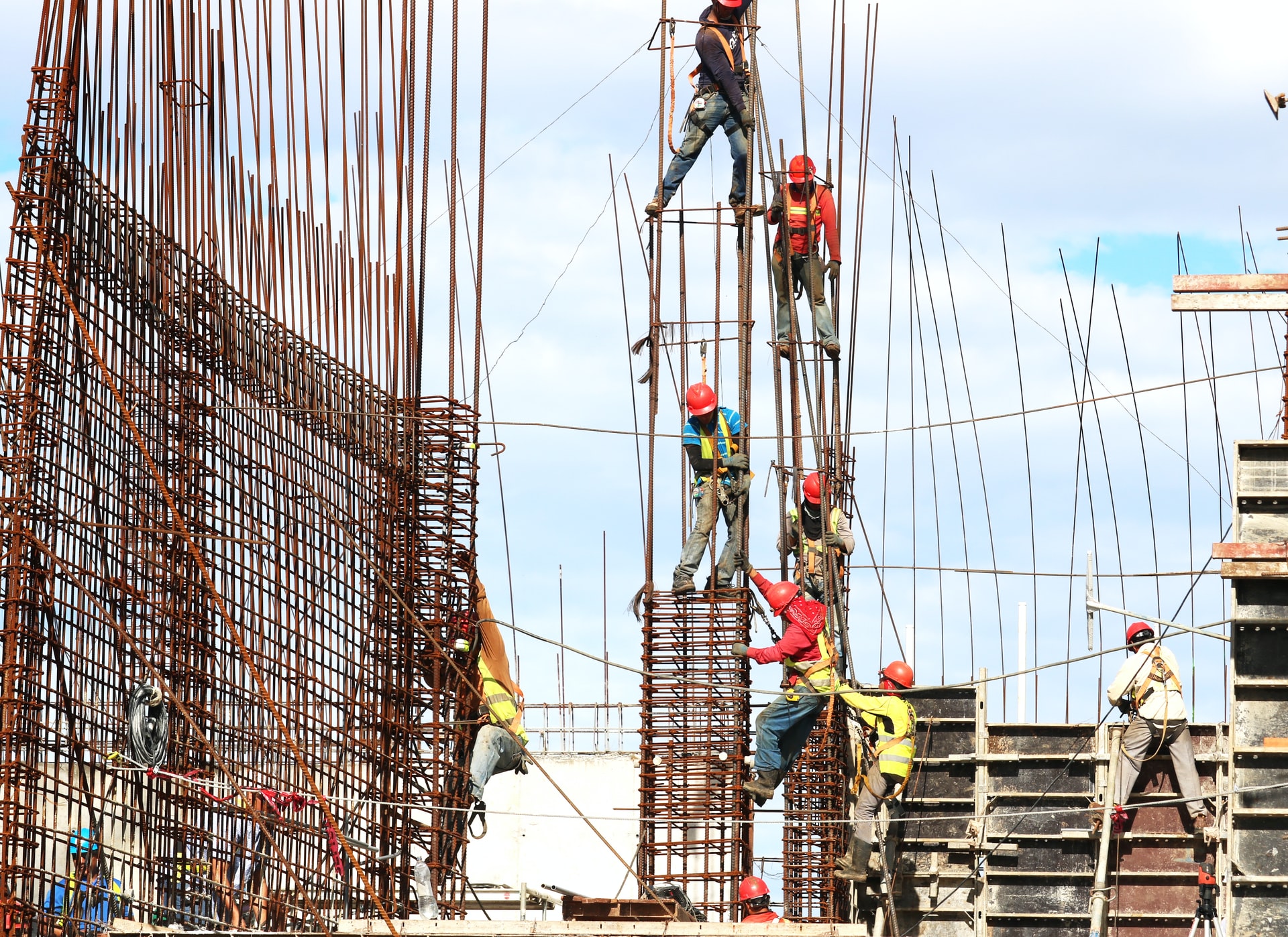 Masalah Ketenagakerjaan Di Indonesia dan Upaya Mengatasinya