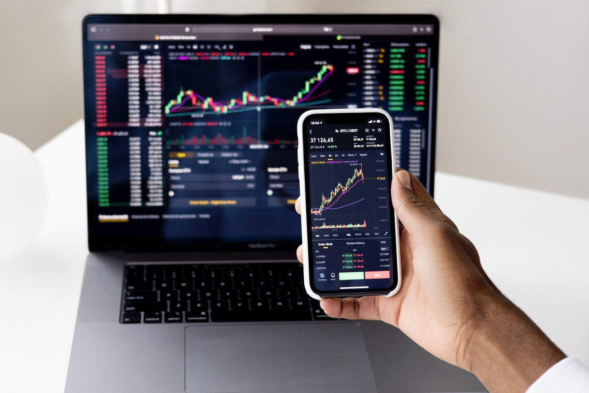 Berikut Kewajiban Pemegang Saham Yang Perlu Anda Ketahui!